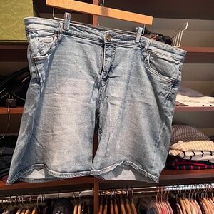 Kut from the Kloth Boyfriend Shorts 20W Plus Size